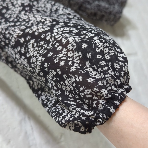 Ditsy Floral Print Black Dress - Picture 8 of 12